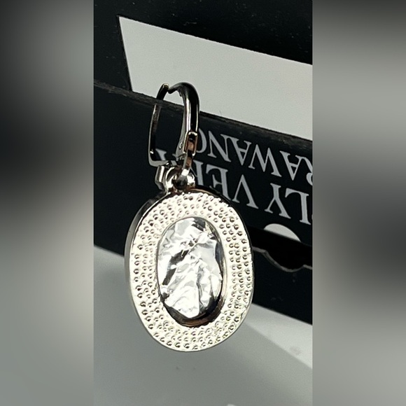 SIMPLY VERA WANG Silver Tone Simulated Purple Stone Leverback Drop Earrings  NWT - Picture 6 of 9